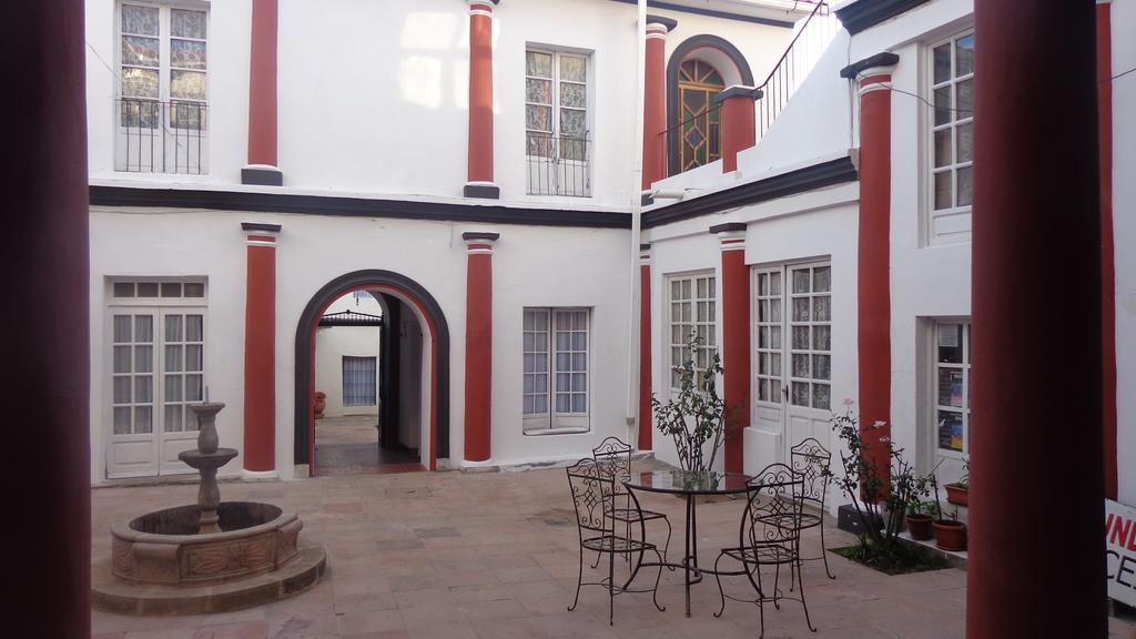Casa Solariega Hostal B&B 수크레 외부 사진