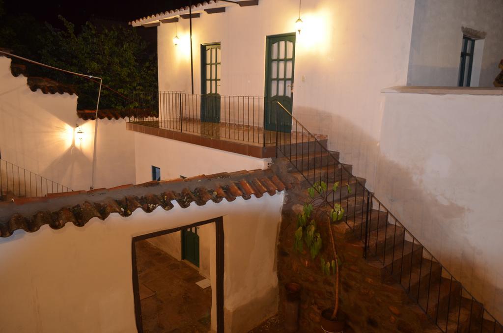 Casa Solariega Hostal B&B 수크레 외부 사진